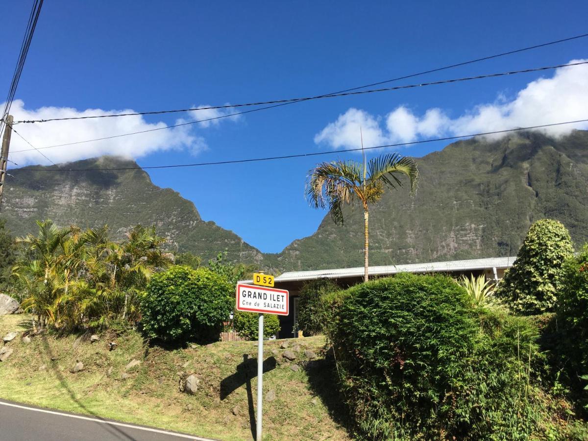 Ti Kaz Hoareau Acomodação com café da manhã Salazie Exterior foto
